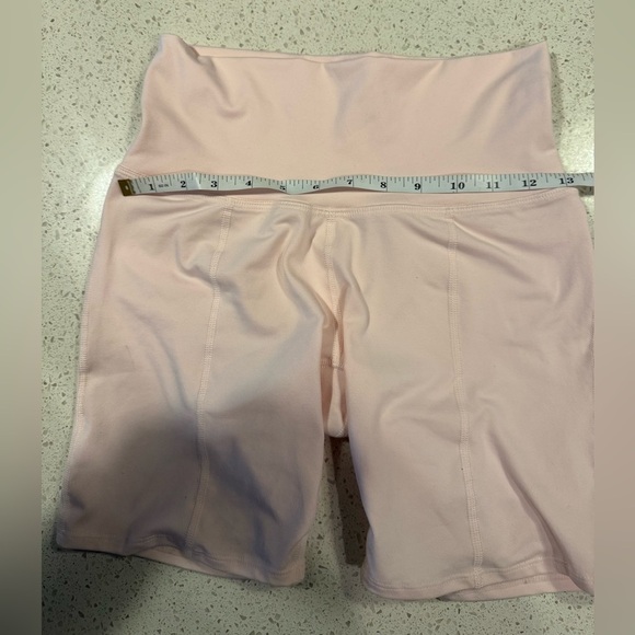 Morgan’s Stewart Women’s Medium Pink Biker/Legging Shorts NWOT - Picture 3 of 7